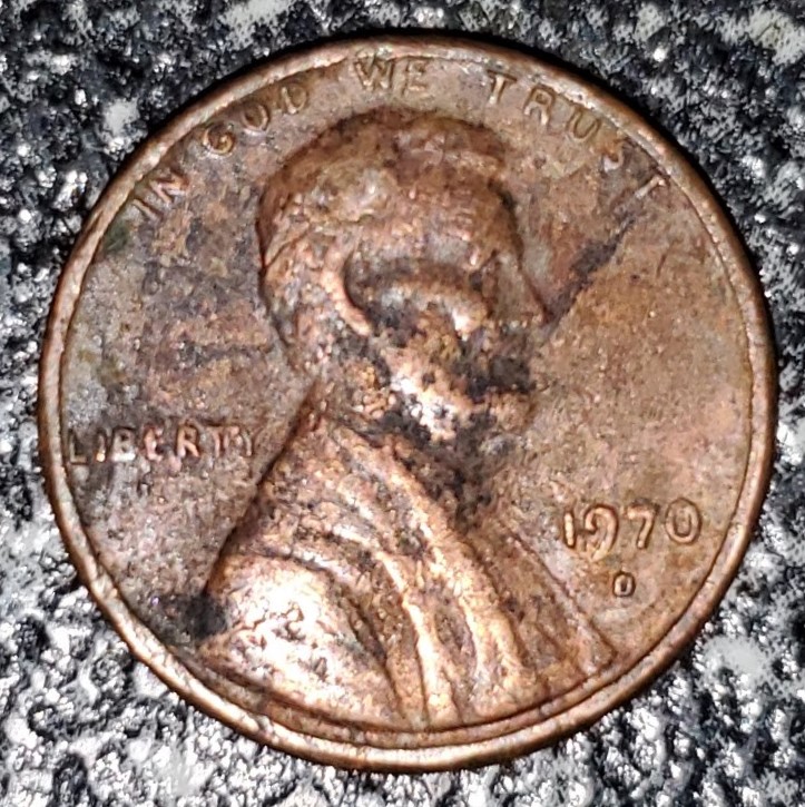 1970-D-Lincoln-With-Light-Stamping-On-Reverse